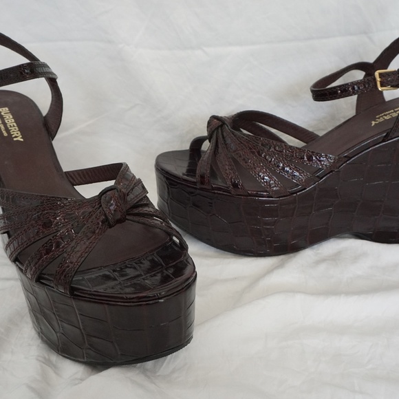 Burberry Brown Crocodile Runway Margaret Platform Sandals - Picture 7 of 10